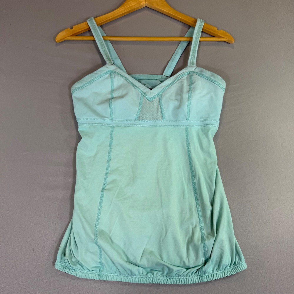 Lululemon Tank Top Womens 10 Mint Green Built In Bra Athleisure Yoga Barre Gym